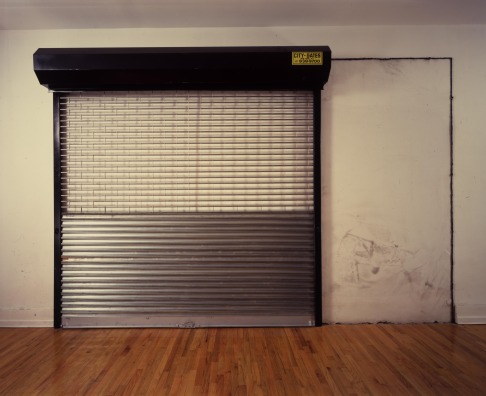 Security/Insecure<br />
1989<br />
Security Gate Installation with Plexiglas<br />
120”  x 180”  <br />