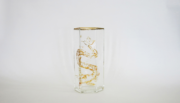 PRETTY PRETTY PLEASE<br />
2011 Ongoing<br />
Relics<br />
10 Hand-Blown Vases Made to Hold the 16 Flower Bouquets Arrangements Used to Replicate Each of the Last 16 Edouard Manet Painted Before Dying<br />
Variable Dimensions<br />
Unique<br />