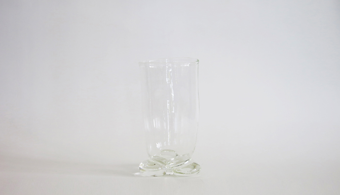 PRETTY PRETTY PLEASE<br />
2011 Ongoing<br />
Relics<br />
10 Hand-Blown Vases Made to Hold the 16 Flower Bouquets Arrangements Used to Replicate Each of the Last 16 Edouard Manet Painted Before Dying<br />
Variable Dimensions<br />
Unique<br />