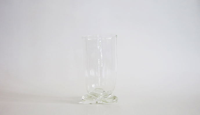 PRETTY PRETTY PLEASE<br />
2011 Ongoing<br />
Relics<br />
10 Hand-Blown Vases Made to Hold the 16 Flower Bouquets Arrangements Used to Replicate Each of the Last 16 Edouard Manet Painted Before Dying<br />
Variable Dimensions<br />
Unique<br />