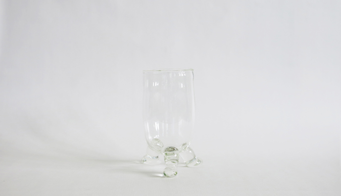PRETTY PRETTY PLEASE<br />
2011 Ongoing<br />
Relics<br />
10 Hand-Blown Vases Made to Hold the 16 Flower Bouquets Arrangements Used to Replicate Each of the Last 16 Edouard Manet Painted Before Dying<br />
Variable Dimensions<br />
Unique<br />
