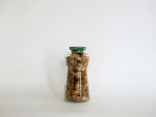 PRETTY PLEASE<br />
2011 Ongoing<br />
Relics<br />
16 Pace Picante Jars Holding the Potpourri Made from the Blossoms of the 16 Flower Bouquets Used to Replicate Each of the Last 16 Edouard Manet Painted Before Dying<br />
Variable Dimensions<br />
Unique<br />