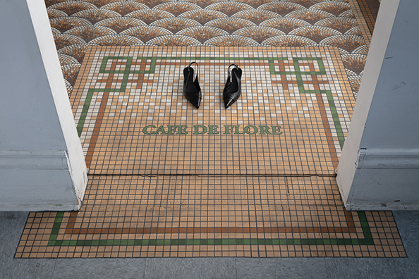 LES DEUX MAGOTS ET CAFÉ DE FLORE: CHOICE<br />
2017<br />
2 Replicated Orientalist Sculptures Known for Their Prominence in the Parisian Society Café Known as Les Deux Magots; Hand Painted Tile Floor Pattern Replicated from Café de Flore<br />
Variable Dimensions