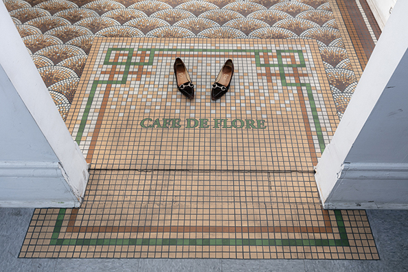 LES DEUX MAGOTS ET CAFÉ DE FLORE: CHOICE<br />
2017<br />
2 Replicated Orientalist Sculptures Known for Their Prominence in the Parisian Society Café Known as Les Deux Magots; Hand Painted Tile Floor Pattern Replicated from Café de Flore<br />
Variable Dimensions