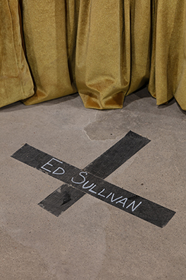 BETWEEN THE ACTS (VIRGINIA WOOLF): ED SULLIVAN<br />
2014 Ongoing<br />Variable Dimensions