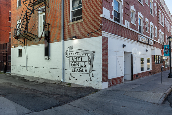 ANTI GENIUS LEAGUE MURAL<br />
Olav Westphalen<br />
1999/2019 Ongoing <br />
Variable Dimensions